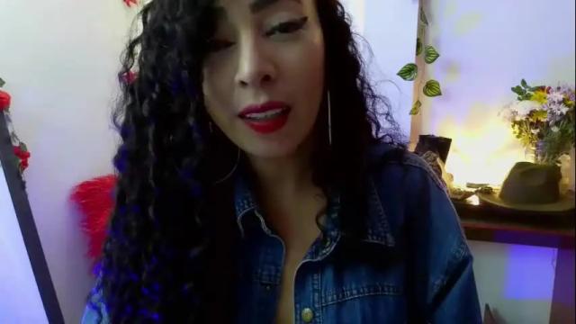 Image 11 of cloe_celeste04 Stream on Chaturbate on 2 months ago