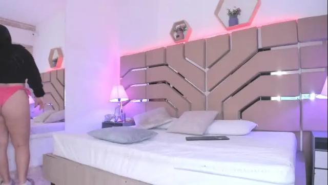 Image 11 of cloe_cifuentes Stream on Chaturbate on 1 month ago