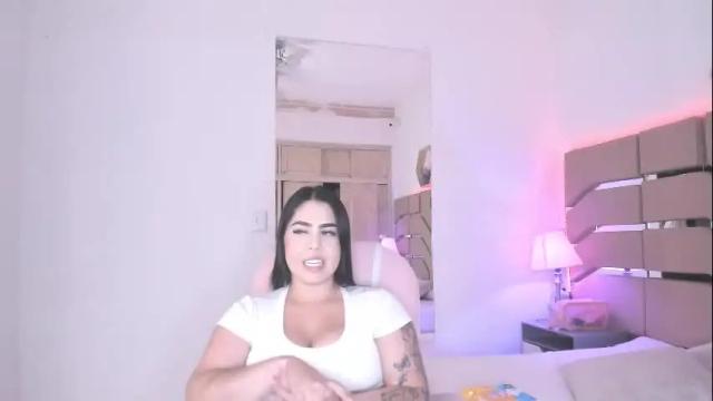 Thumbnail 1, cloe_cifuentes's Stream at Chaturbate, 3 days ago