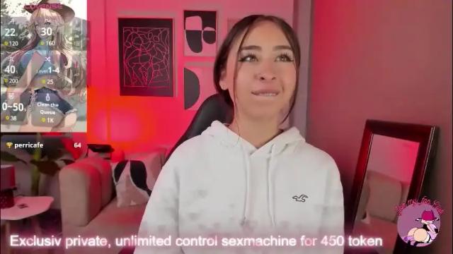 Image 11 of cloe_martinez_ Stream on Chaturbate on 2 months ago