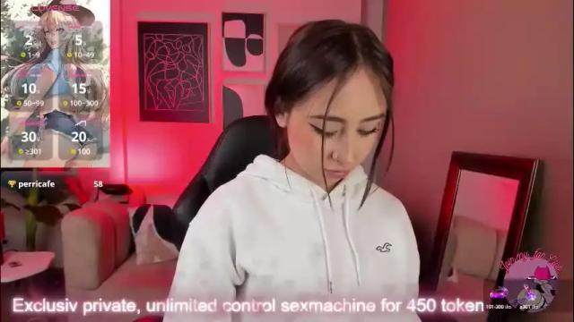Image 8 of cloe_martinez_ Stream on Chaturbate on 2 months ago