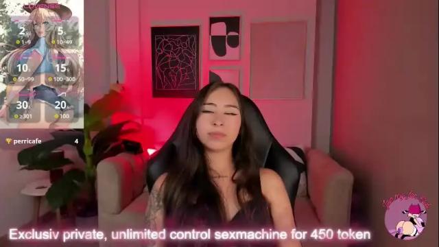 Image 12 of cloe_martinez_ Stream on Chaturbate on 2 months ago