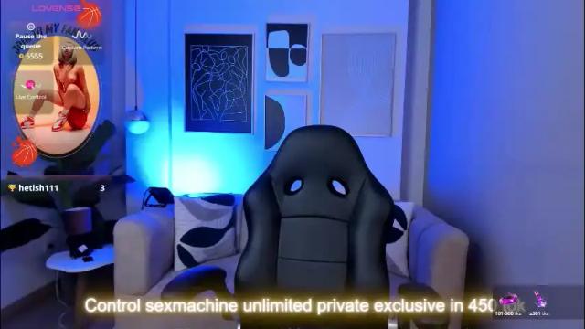 Image 12 of cloe_martinez_ Stream on Chaturbate on 1 month ago