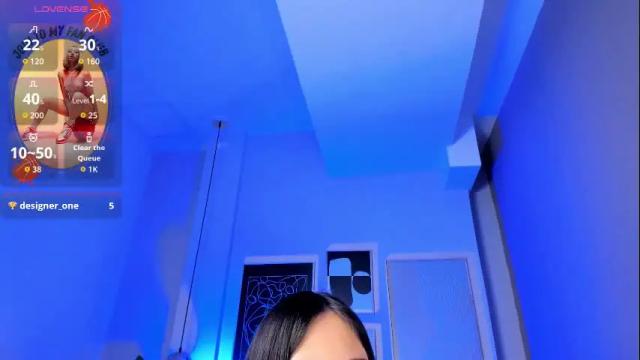 Image 10 of cloe_martinez_ Stream on Chaturbate on 1 month ago