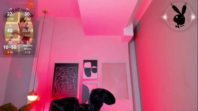Image 6 of cloe_martinez_ Stream on Chaturbate on 25 days ago