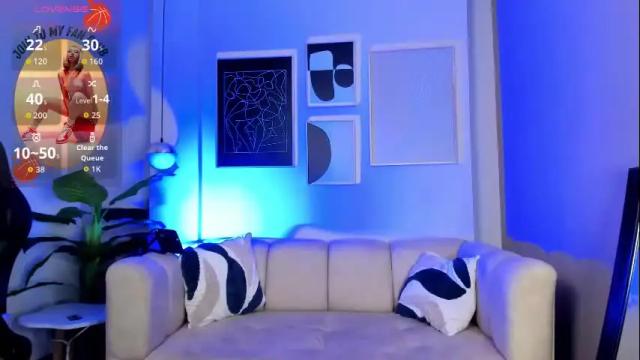 Image 8 of cloe_martinez_ Stream on Chaturbate on 21 days ago