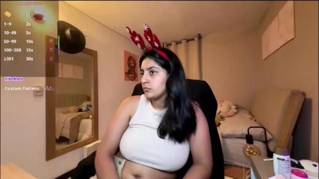 Thumbnail 2, cloe_small08's Stream at Chaturbate, 1 month ago