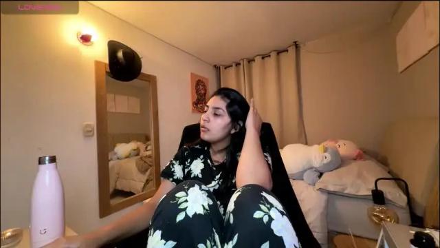 Thumbnail 3, cloe_small08's Stream at Chaturbate, 1 month ago