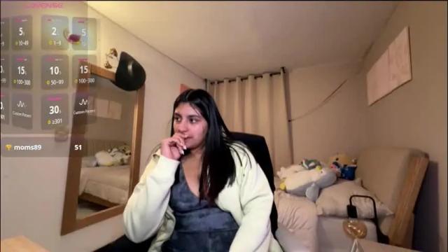 Image 10 of cloe_small08 Stream on Chaturbate on 7 days ago