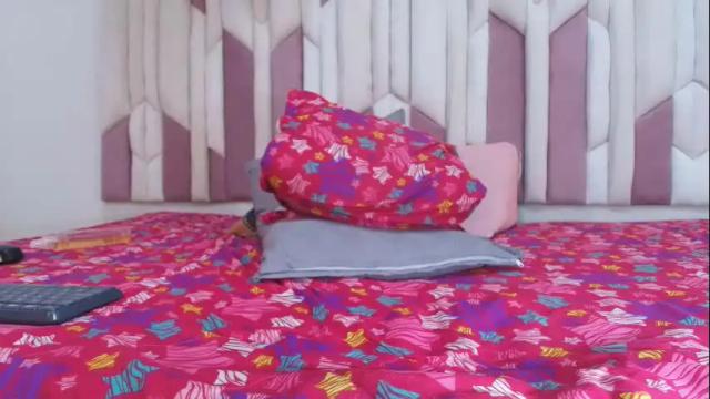 Image 2 of cloe_stanfort Stream on Chaturbate on 15 days ago