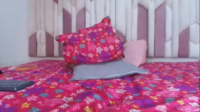 Image 4 of cloe_stanfort Stream on Chaturbate on 15 days ago