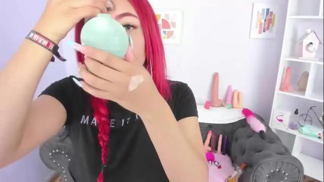Image 3 of cloee_love Stream on Chaturbate on 11 days ago