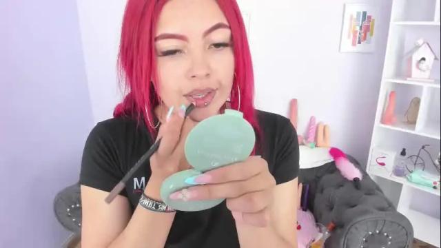 Image 4 of cloee_love Stream on Chaturbate on 11 days ago