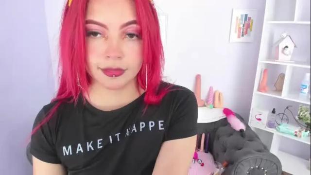 Image 8 of cloee_love Stream on Chaturbate on 11 days ago