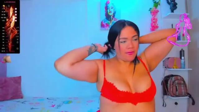 Thumbnail 1, cloeh_bigass's Stream at Chaturbate, 15 months ago
