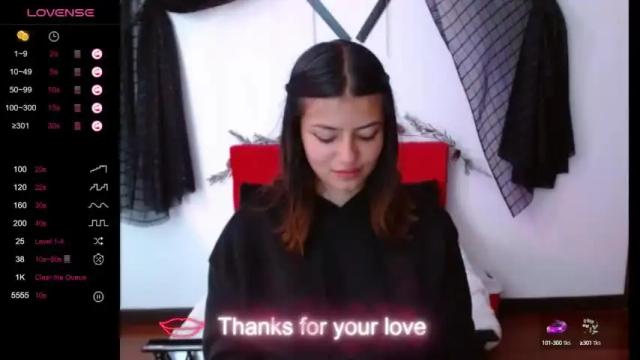 Image 6 of cloeh_lx Stream on Chaturbate on 14 months ago