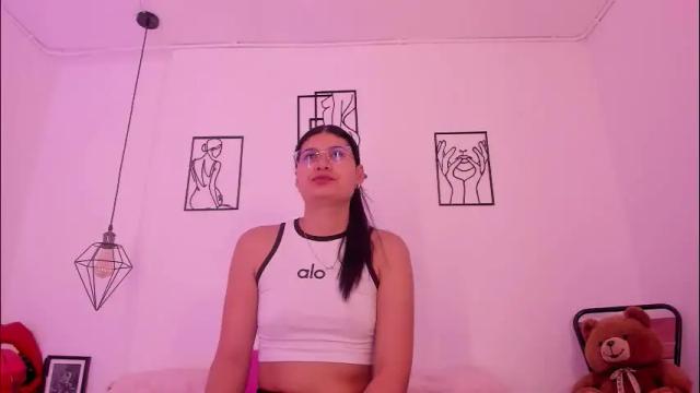 Thumbnail 1, cloehonney's Stream at Chaturbate, 2 months ago