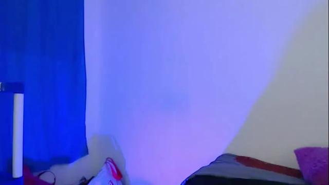 Image 10 of cloehonney Stream on Chaturbate on 2 months ago