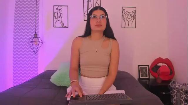 Thumbnail 1, cloehonney's Stream at Chaturbate, 1 month ago