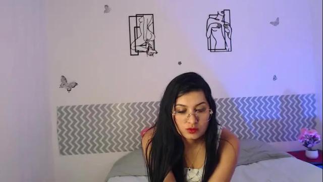 Thumbnail 2, cloehonney's Stream at Chaturbate, 1 month ago