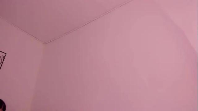 Image 2 of cloehonney Stream on Chaturbate on 1 month ago