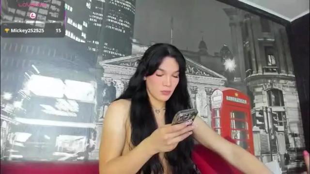 Image 2 of cloerodriguez Stream on Chaturbate on 9 days ago