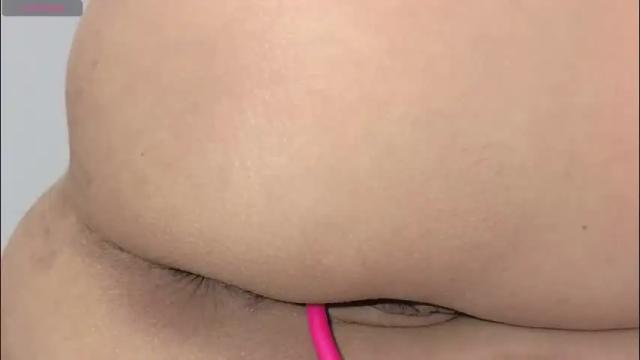 Image 3 of cloesweety Stream on Chaturbate on 1 month ago