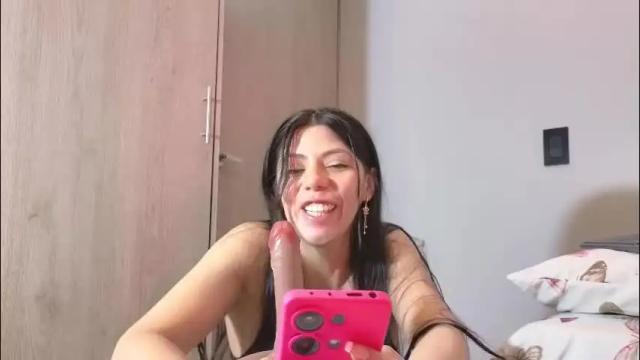 Image 7 of cloesweety Stream on Chaturbate on 19 days ago