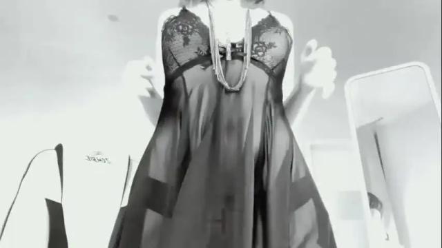 Image 3 of clover_red Stream on Chaturbate on 2 months ago