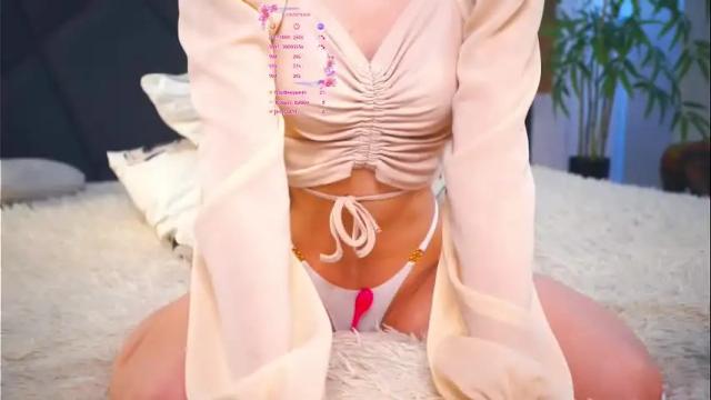 Image 10 of cloverbradway Stream on Chaturbate on 2 months ago