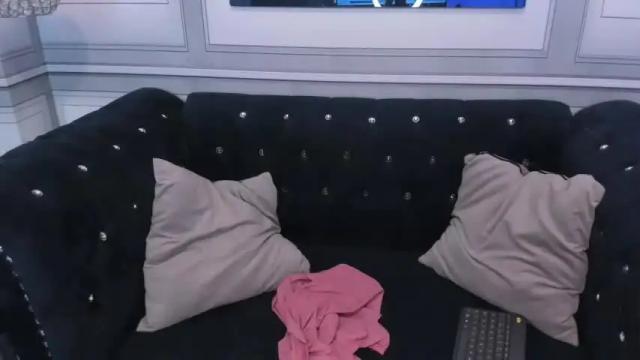 Image 10 of cloy_baby Stream on Chaturbate on 19 months ago