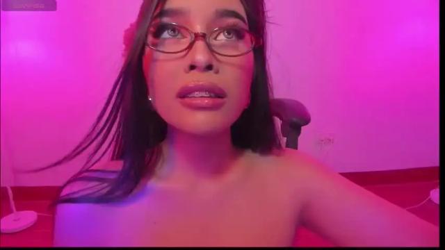 Image 11 of coca_koa Stream on Chaturbate on 1 month ago