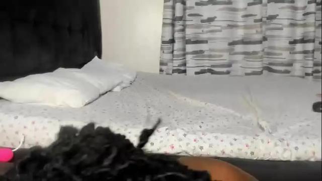 Image 6 of coco_leila Stream on Chaturbate on 27 days ago