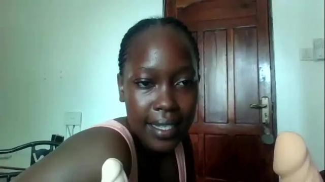 Image 10 of cocobrown3 Stream on Chaturbate on 21 days ago
