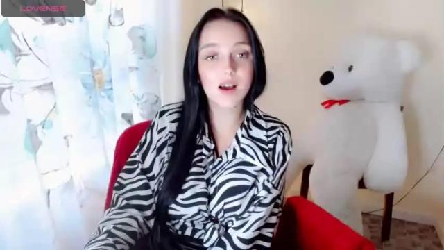 Image 12 of cocochanel777c Stream on Chaturbate on 19 months ago