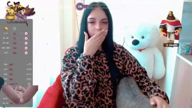 Image 10 of cocochanel777c Stream on Chaturbate on 18 months ago