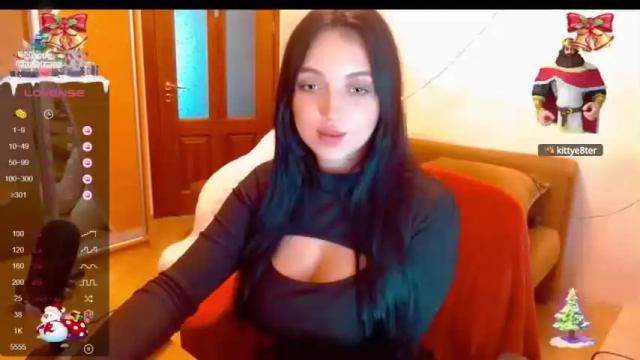 Image 6 of cocochanel777c Stream on Chaturbate on 17 months ago