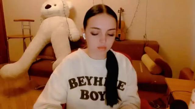 Image 10 of cocochanel777c Stream on Chaturbate on 16 months ago