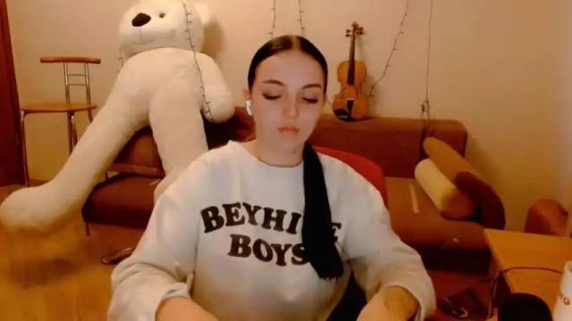 Image 11 of cocochanel777c Stream on Chaturbate on 12 months ago