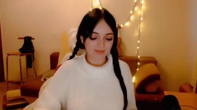 Image 12 of cocochanel777c Stream on Chaturbate on 12 months ago