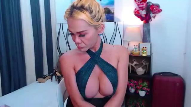 Image 8 of cocomelonjane Stream on Chaturbate on 16 months ago