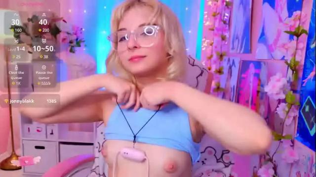 Image 4 of coconut_mia Stream on Chaturbate on 1 month ago