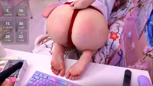 Image 4 of coconut_mia Stream on Chaturbate on 27 days ago