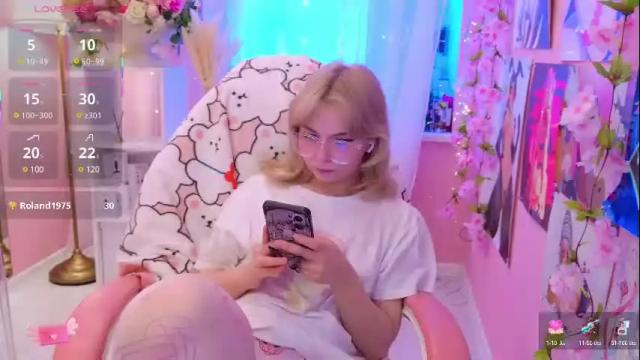 Image 6 of coconut_mia Stream on Chaturbate on 19 days ago