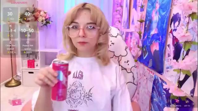 Image 3 of coconut_mia Stream on Chaturbate on 12 hours ago