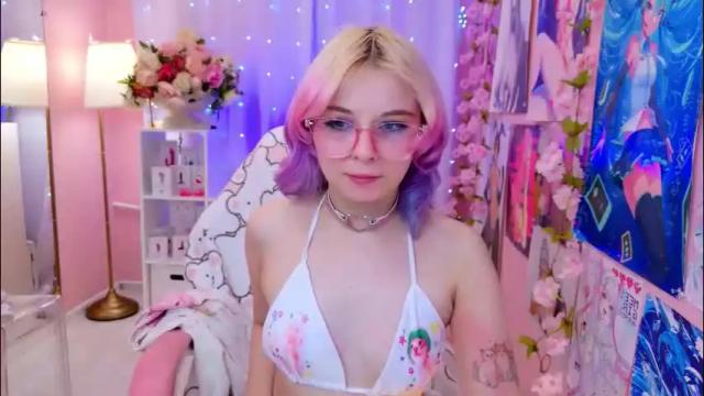 Image 3 of coconut_mia Stream on Chaturbate on 2 months ago