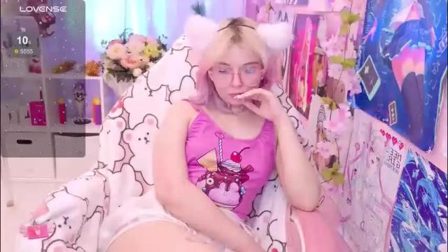 Image 8 of coconut_mia Stream on Chaturbate on 1 month ago