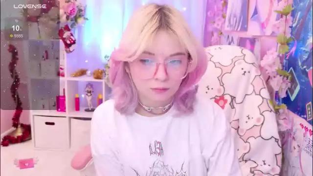 Image 4 of coconut_mia Stream on Chaturbate on 1 month ago