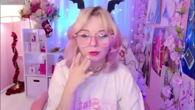 Image 3 of coconut_mia Stream on Chaturbate on 1 month ago