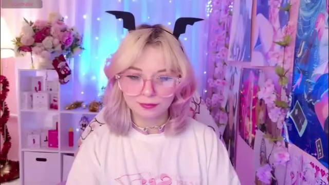 Image 4 of coconut_mia Stream on Chaturbate on 1 month ago